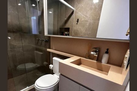 Casa de condomínio para alugar com 177m², 4 quartos e 2 vagasBanheiro Social