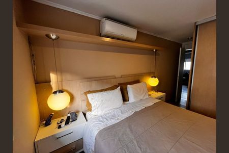 Casa de condomínio para alugar com 177m², 4 quartos e 2 vagasSuíte 