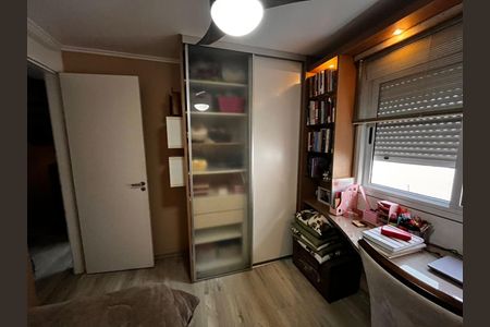 Casa de condomínio para alugar com 177m², 4 quartos e 2 vagasQuarto 1