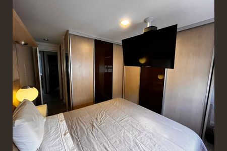 Casa de condomínio para alugar com 177m², 4 quartos e 2 vagasSuíte 