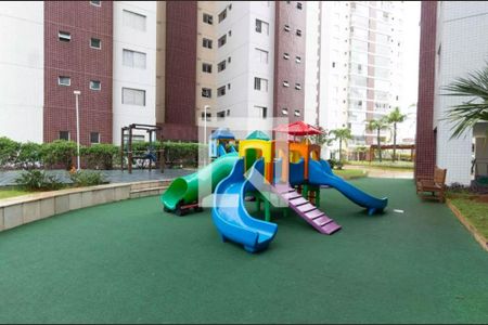 Apartamento à venda com 123m², 3 quartos e 2 vagas Apartamento à venda com 123m², 3 quartos e 2 vagasPlayground