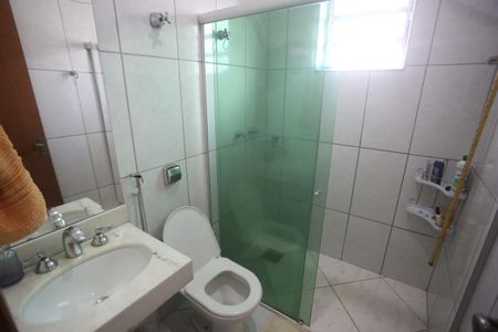 Casa à venda com 417m², 5 quartos e 4 vagasBanheiro