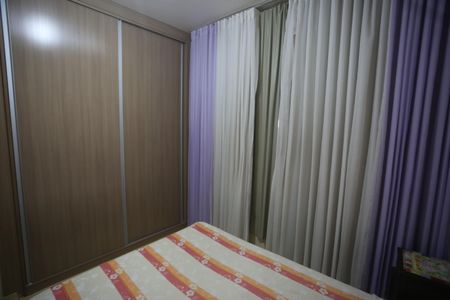 Casa à venda com 417m², 5 quartos e 4 vagasQuarto 3