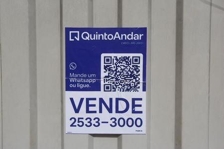 Casa à venda com 417m², 5 quartos e 4 vagasPlaca