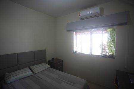 Casa à venda com 417m², 5 quartos e 4 vagasQuarto 2