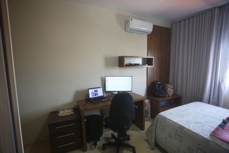 Casa à venda com 417m², 5 quartos e 4 vagasQuarto 4