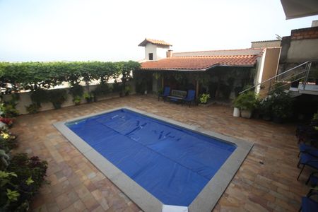 Casa à venda com 417m², 5 quartos e 4 vagasArea comum