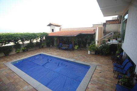 Casa à venda com 417m², 5 quartos e 4 vagasArea comum