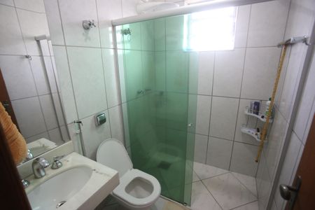 Casa à venda com 417m², 5 quartos e 4 vagasBanheiro