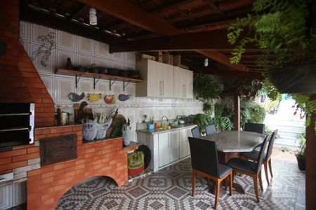 Casa à venda com 417m², 5 quartos e 4 vagasArea comum