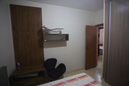 Casa à venda com 417m², 5 quartos e 4 vagasQuarto 3