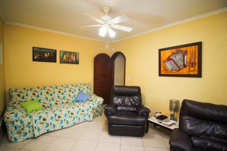 Casa à venda com 291m², 3 quartos e 3 vagas Casa à venda com 291m², 3 quartos e 3 vagasSala 2