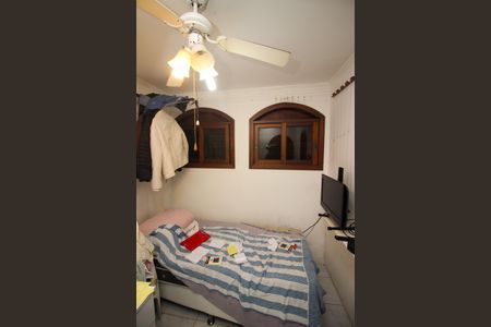 Casa à venda com 291m², 3 quartos e 3 vagas Casa à venda com 291m², 3 quartos e 3 vagasQuarto de Serviço