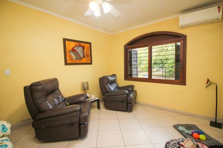 Casa à venda com 291m², 3 quartos e 3 vagas Casa à venda com 291m², 3 quartos e 3 vagasSala 2