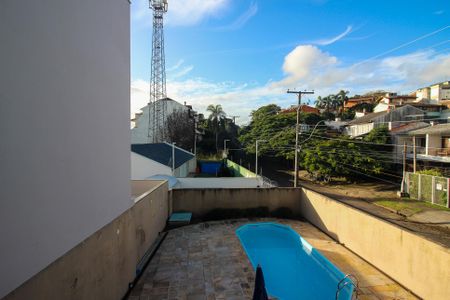Casa à venda com 291m², 3 quartos e 3 vagas Casa à venda com 291m², 3 quartos e 3 vagasVista da Sacada