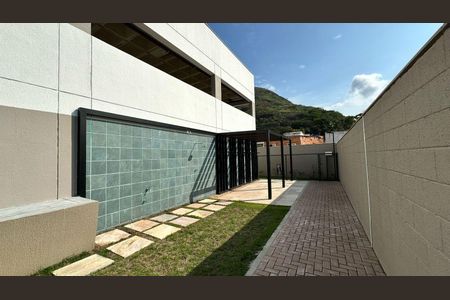 Apartamento à venda com 48m², 2 quartos e 1 vaga Apartamento à venda com 48m², 2 quartos e 1 vagaÁrea Comum