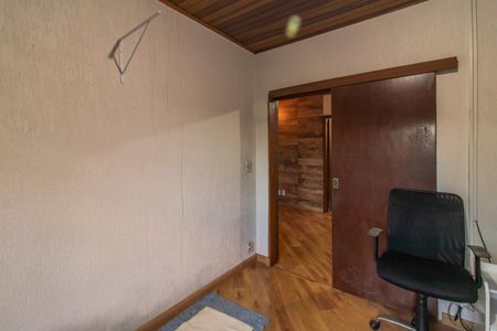 Casa à venda com 229m², 3 quartos e 2 vagasQuarto 2