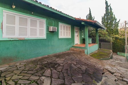 Casa à venda com 229m², 3 quartos e 2 vagasJardim