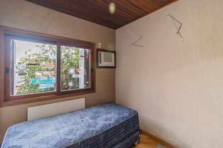 Casa à venda com 229m², 3 quartos e 2 vagasQuarto 2