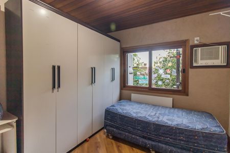 Casa à venda com 229m², 3 quartos e 2 vagasQuarto 2