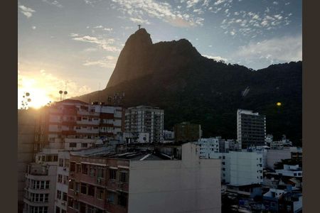 Apartamento à venda com 86m², 3 quartos e sem vaga