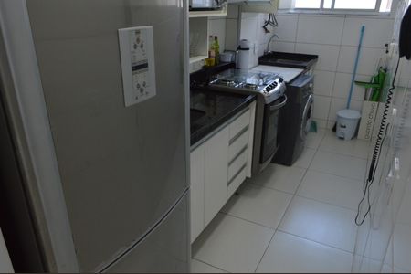 Apartamento à venda com 52m², 2 quartos e 1 vagaCozinha