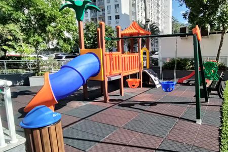 Apartamento à venda com 52m², 2 quartos e 1 vagaÁrea comum - Playground