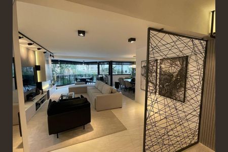 Apartamento à venda com 247m², 4 quartos e 2 vagas