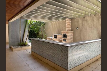 Apartamento à venda com 247m², 4 quartos e 2 vagas