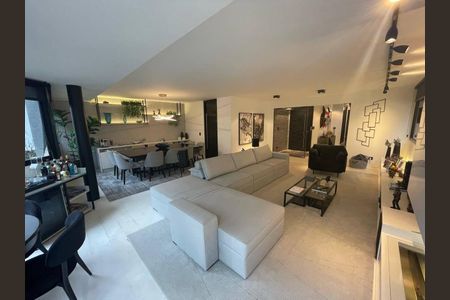 Apartamento à venda com 247m², 4 quartos e 2 vagas
