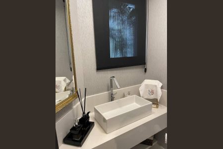 Apartamento à venda com 247m², 4 quartos e 2 vagas