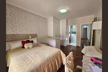 Casa à venda com 418m², 4 quartos e 5 vagas