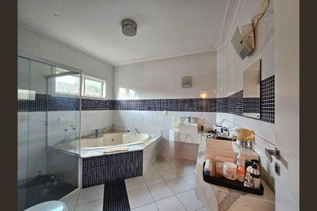 Casa à venda com 418m², 4 quartos e 5 vagas