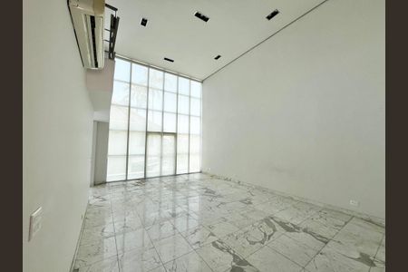 Sala de casa de condomínio à venda com 6 quartos, 700m² em Tucuruvi, São Paulo