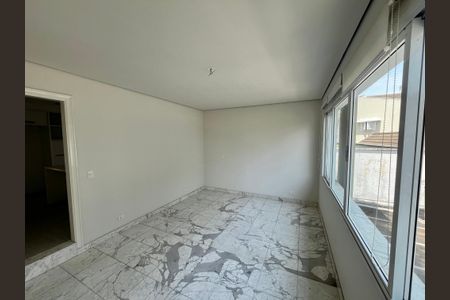 Casa de condomínio à venda com 700m², 6 quartos e 6 vagas Casa de condomínio à venda com 700m², 6 quartos e 6 vagasSala de Jantar