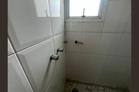 Casa de condomínio à venda com 700m², 6 quartos e 6 vagas Casa de condomínio à venda com 700m², 6 quartos e 6 vagasBanheiro da Suíte 5