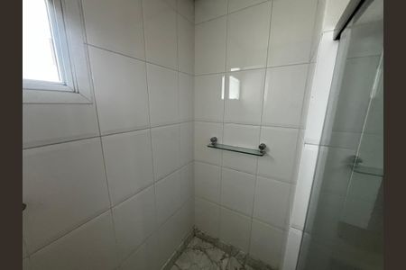 Casa de condomínio à venda com 700m², 6 quartos e 6 vagas Casa de condomínio à venda com 700m², 6 quartos e 6 vagasBanheiro da Suíte 5