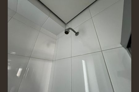 Casa de condomínio à venda com 700m², 6 quartos e 6 vagas Casa de condomínio à venda com 700m², 6 quartos e 6 vagasBanheiro da Suíte 4