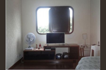 Apartamento à venda com 156m², 4 quartos e 3 vagas