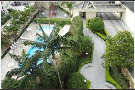 Apartamento à venda com 156m², 4 quartos e 3 vagas