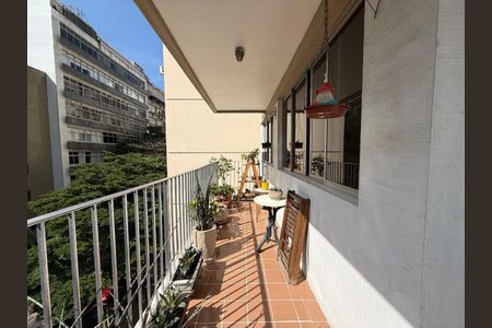 Apartamento à venda com 97m², 3 quartos e 2 vagas