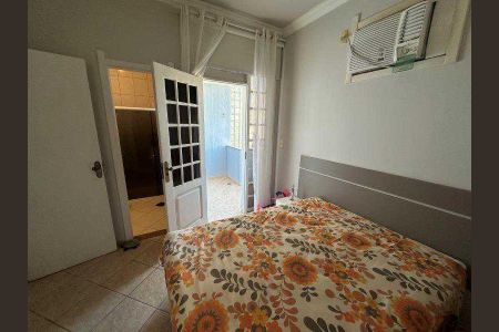 Casa de condomínio à venda com 263m², 4 quartos e 7 vagas