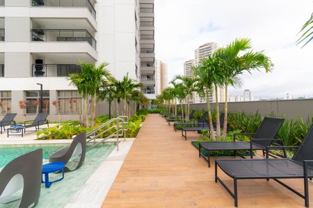 Apartamento à venda com 73m², 2 quartos e 1 vagaÁrea comum - Piscina