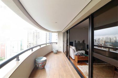 Apartamento à venda com 250m², 4 quartos e 4 vagas