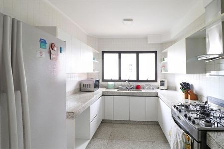 Apartamento à venda com 250m², 4 quartos e 4 vagas