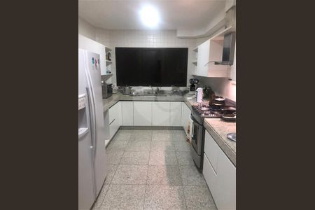 Apartamento à venda com 250m², 4 quartos e 4 vagas