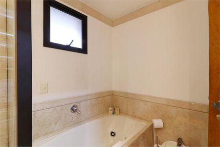 Apartamento à venda com 250m², 4 quartos e 4 vagas