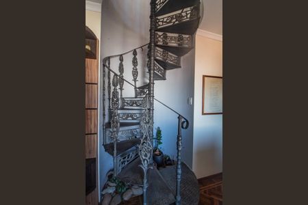 Apartamento à venda com 182m², 4 quartos e 2 vagas Apartamento à venda com 182m², 4 quartos e 2 vagasSala