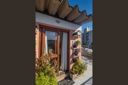 Apartamento à venda com 182m², 4 quartos e 2 vagas Apartamento à venda com 182m², 4 quartos e 2 vagasCobertura