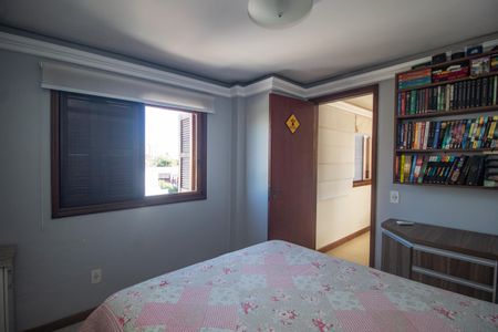 Apartamento à venda com 182m², 4 quartos e 2 vagas Apartamento à venda com 182m², 4 quartos e 2 vagasSuite